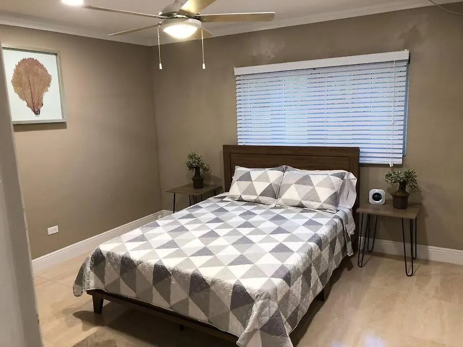 Mango Leaf Apartment Nassau