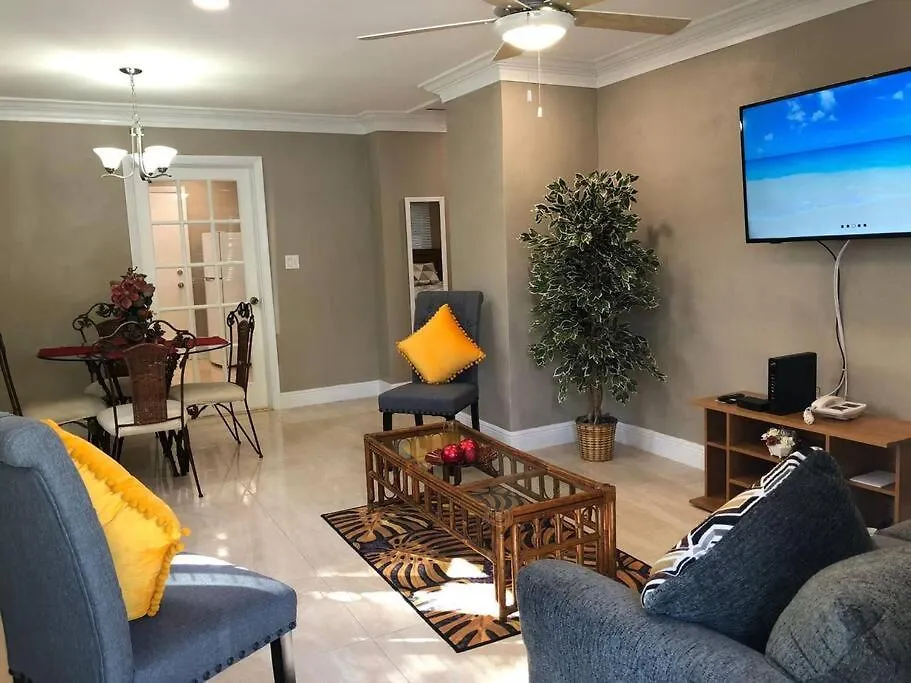 Mango Leaf Apartment Nassau